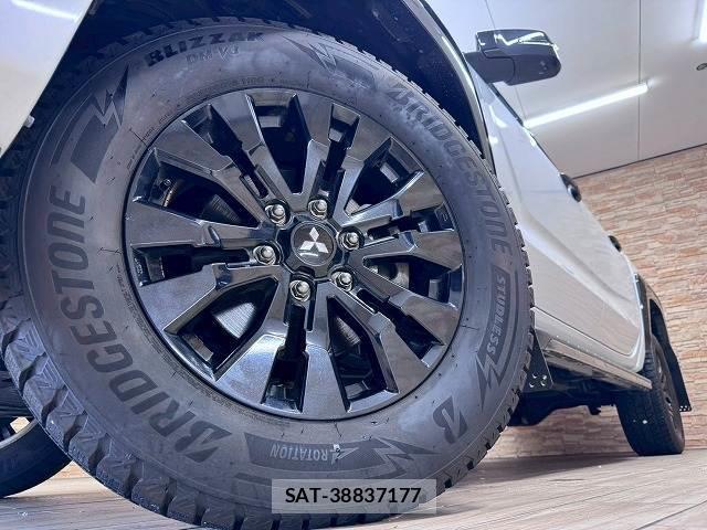 Mitsubishi TRITON 2024-08 7959564-18