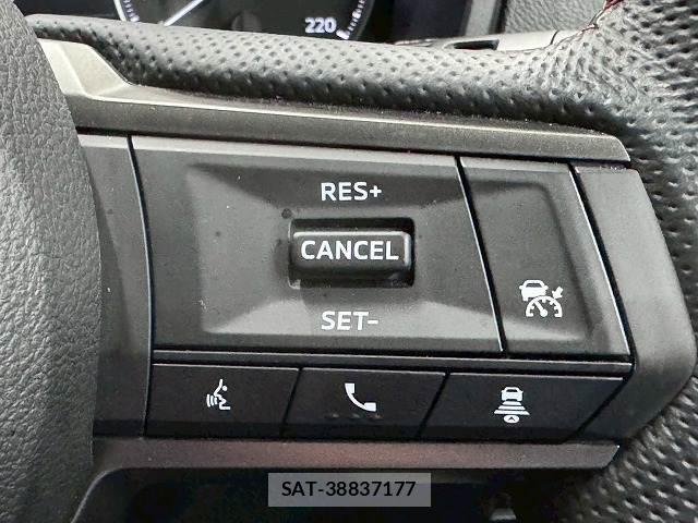 Mitsubishi TRITON 2024-08 7959564-6