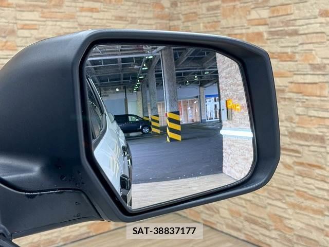 Mitsubishi TRITON 2024-08 7959564-7