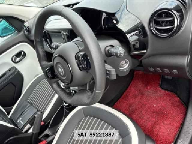 Renault TWINGO 2024-02 7960859-2
