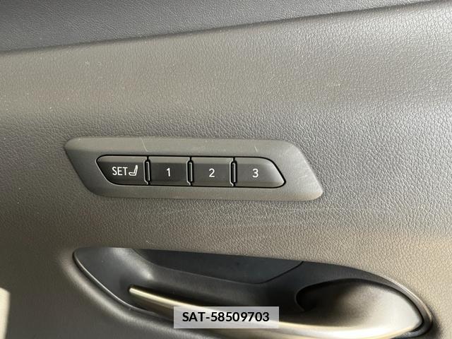 Lexus UX 2019-11 7959987-10