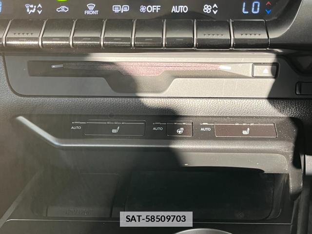 Lexus UX 2019-11 7959987-18