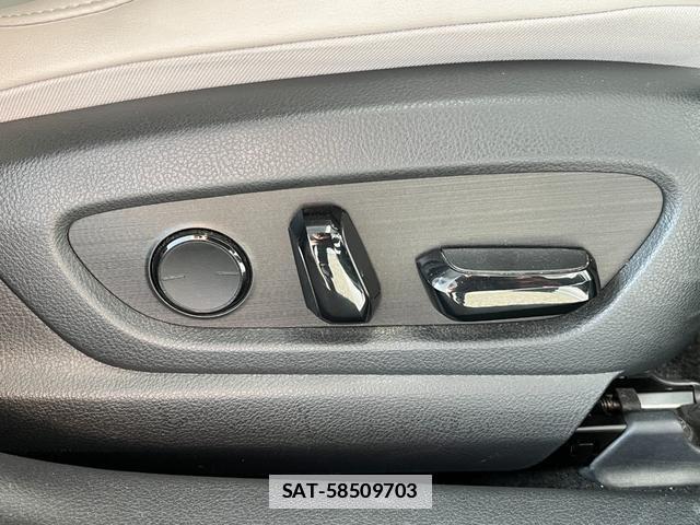 Lexus UX 2019-11 7959987-7