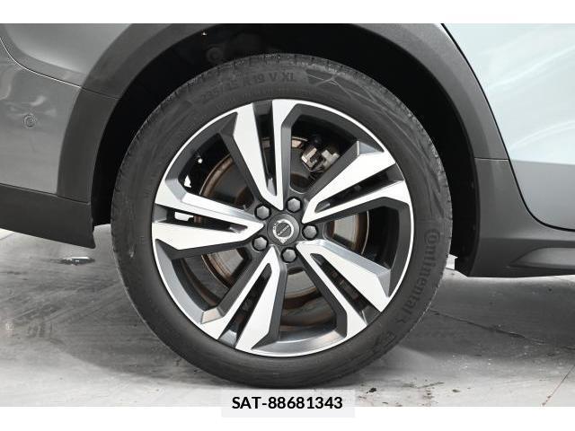 Volvo V60 2020-07 7961231-19