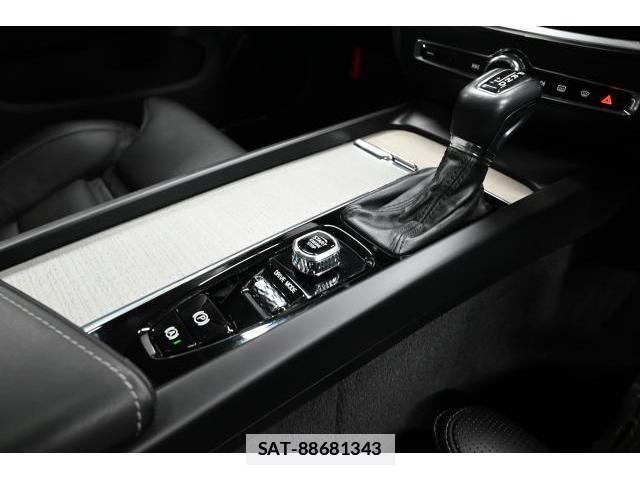 Volvo V60 2020-07 7961231-5
