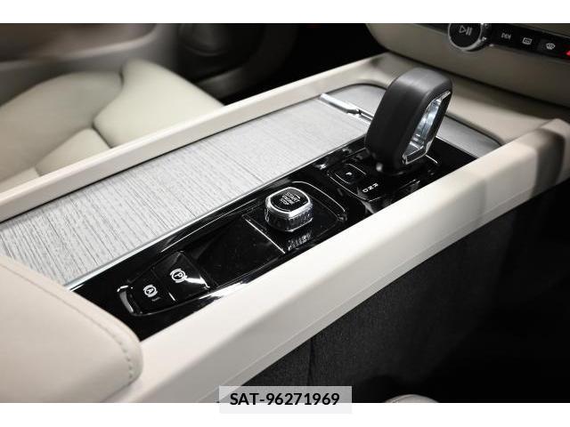 Volvo V60 2023-07 7961232-5