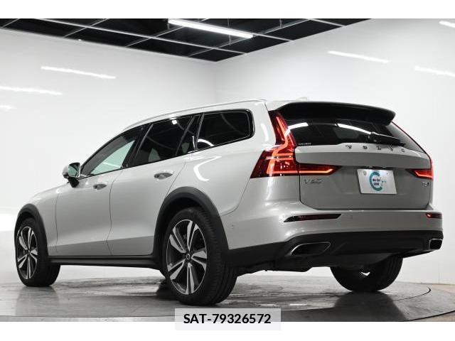 Volvo V60 2019-04 7961234-1