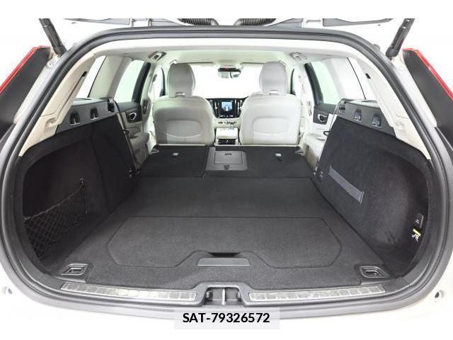 Volvo V60 2019-04 7961234-15