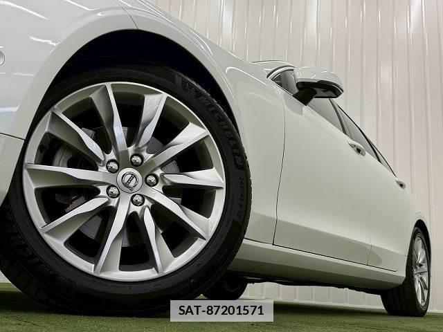 Volvo V90 2018-02 7960155-18