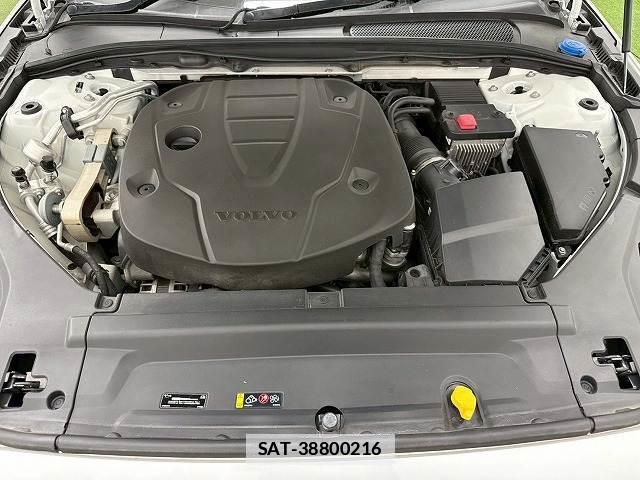 Volvo V90 2020-04 7960156-19