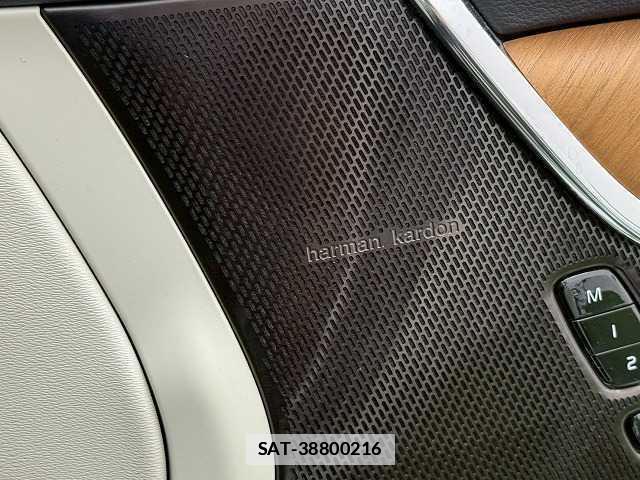 Volvo V90 2020-04 7960156-4