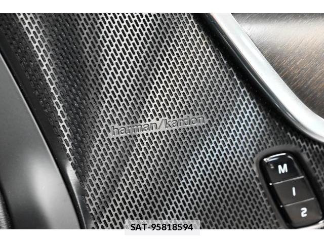 Volvo V90 2019-02 7961233-10