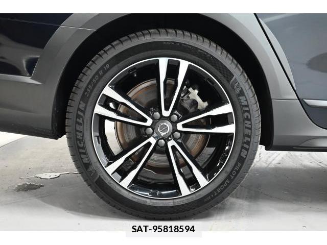 Volvo V90 2019-02 7961233-19
