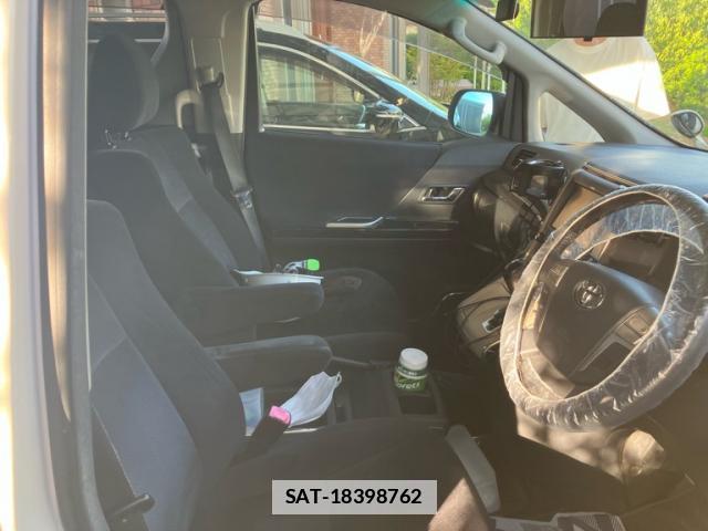 Toyota VELLFIRE 2011-03 7959840-4