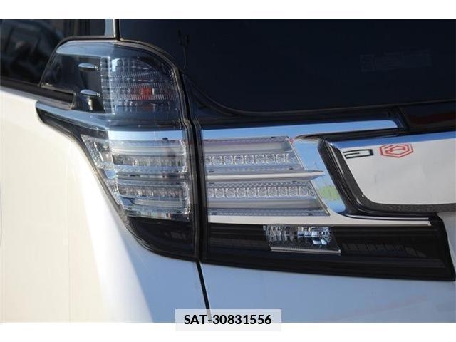 Toyota VELLFIRE 2016-02 7960417-15