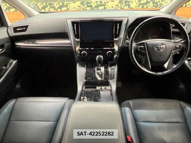 Toyota VELLFIRE 2019-09 7961654-1