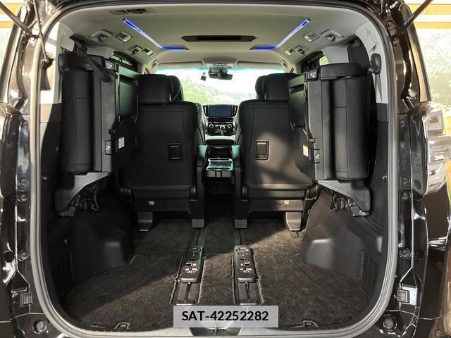 Toyota VELLFIRE 2019-09 7961654-10