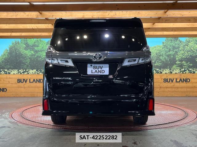 Toyota VELLFIRE 2019-09 7961654-15