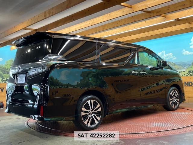 Toyota VELLFIRE 2019-09 7961654-16