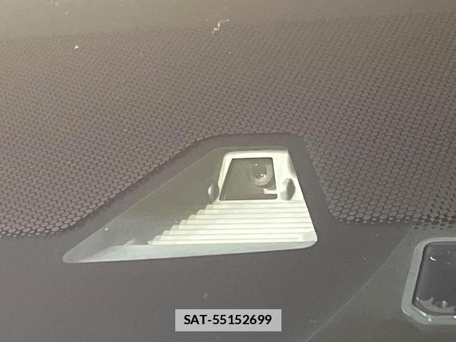 Honda VEZEL 2017-04 7959354-4