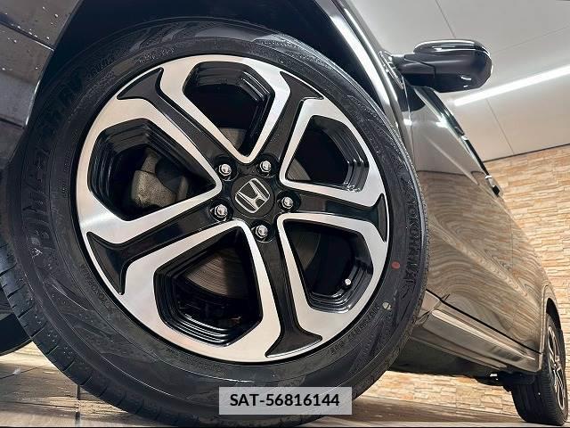 Honda VEZEL 2018-07 7959558-18