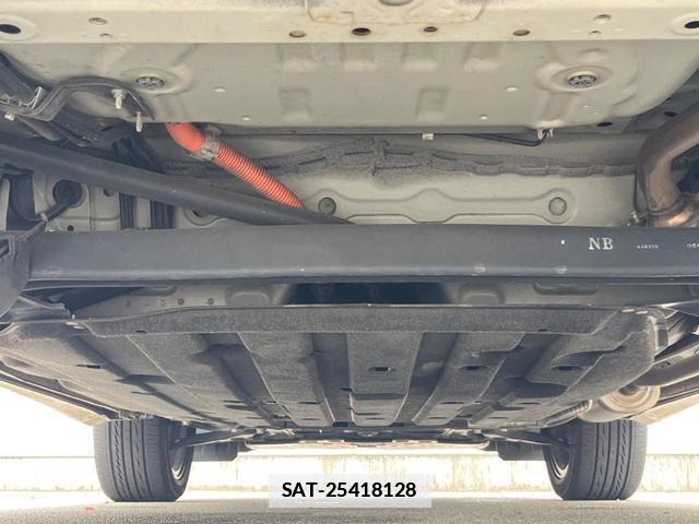 Honda VEZEL 2021-10 7959640-19