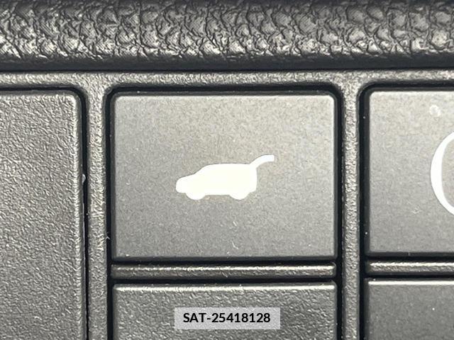 Honda VEZEL 2021-10 7959640-7