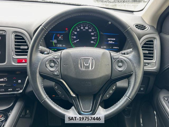 Honda VEZEL 2015-03 7959705-10