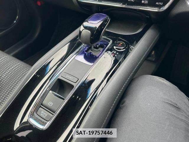 Honda VEZEL 2015-03 7959705-19