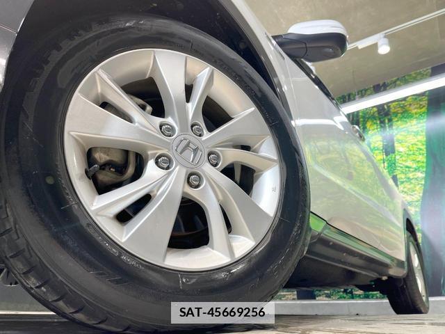 Honda VEZEL 2015-03 7960114-12