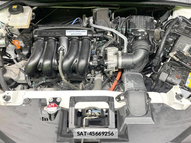 Honda VEZEL 2015-03 7960114-17