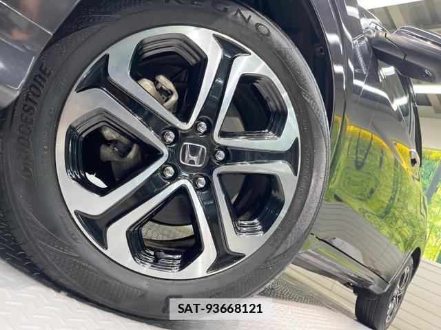 Honda VEZEL 2014-08 7962176-12