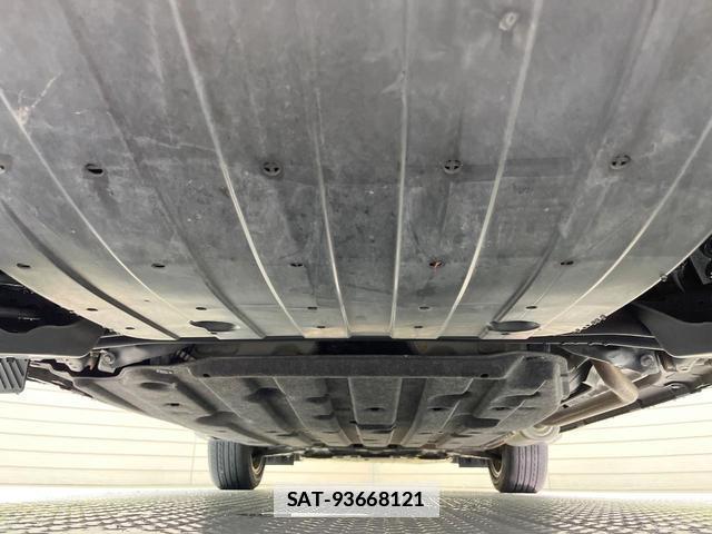 Honda VEZEL 2014-08 7962176-18
