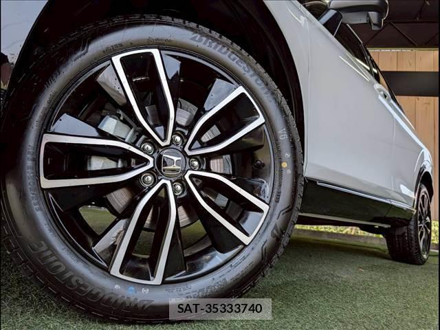 Honda VEZEL 2026-05 7963090-18