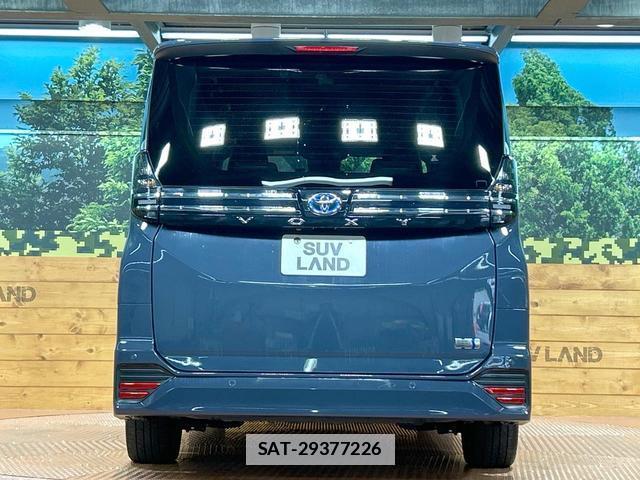 Toyota VOXY 2023-06 7959367-15