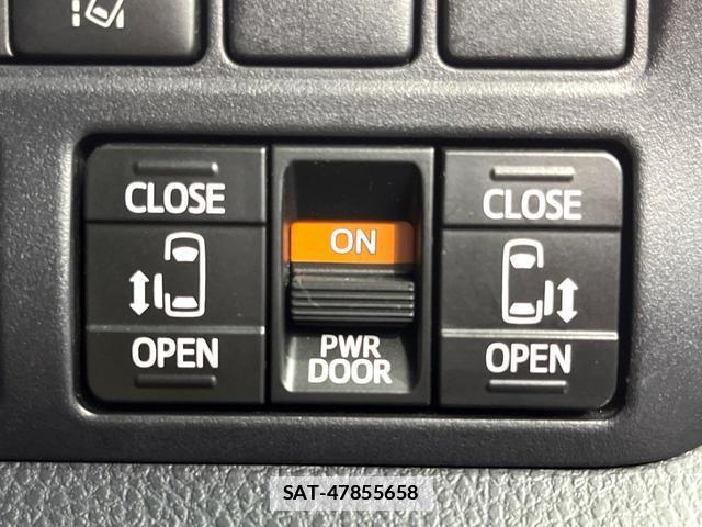 Toyota VOXY 2019-03 7959680-4