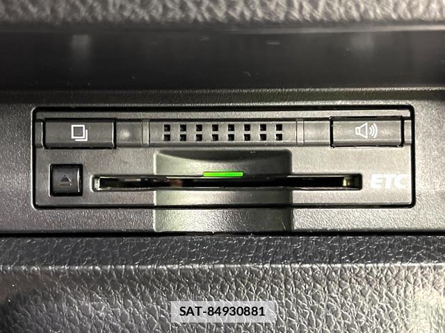 Toyota VOXY 2015-11 7959753-5