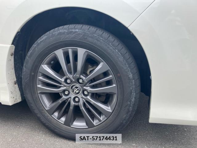 Toyota VOXY 2016-07 7959793-13
