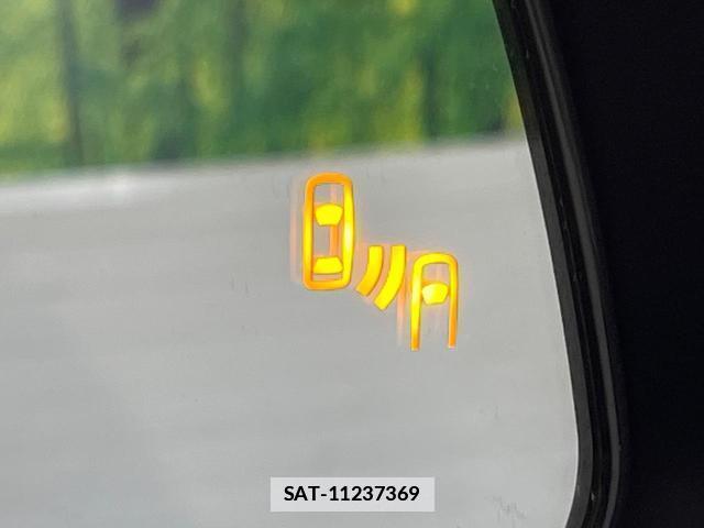 Toyota VOXY 2023-02 7959797-7