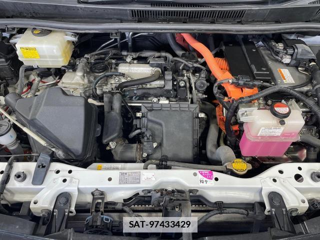 Toyota VOXY 2015-07 7959952-17