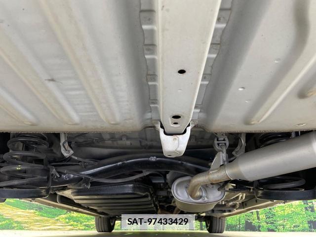 Toyota VOXY 2015-07 7959952-18