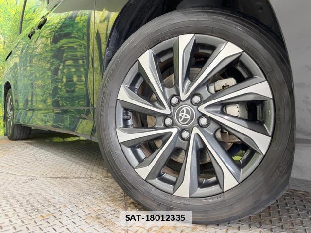 Toyota VOXY 2023-11 7960008-13