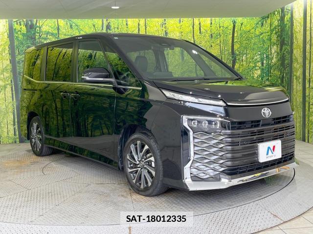 Toyota VOXY 2023-11 7960008-16