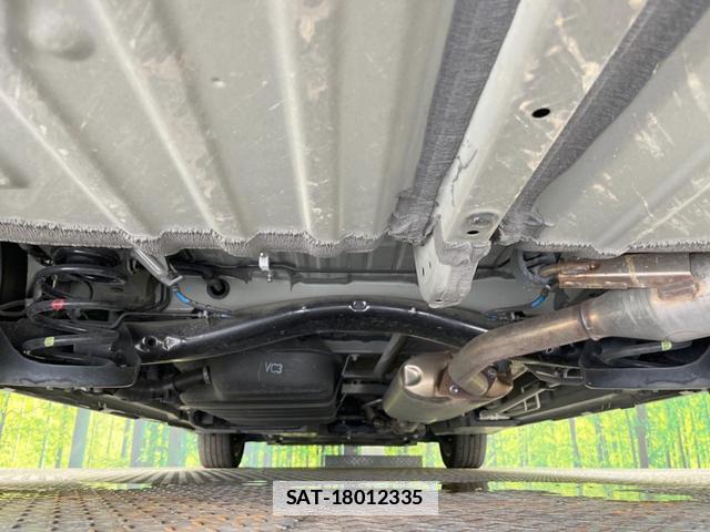 Toyota VOXY 2023-11 7960008-18