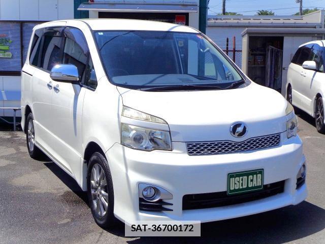 Toyota VOXY 2012-11 7960033-1