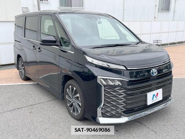 Toyota VOXY 2022-08 7960227-16