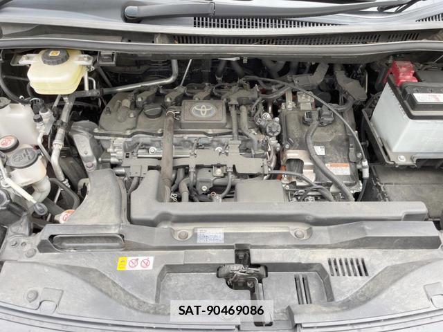 Toyota VOXY 2022-08 7960227-18