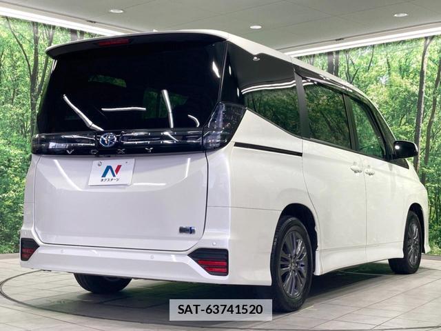 Toyota VOXY 2024-07 7960251-16