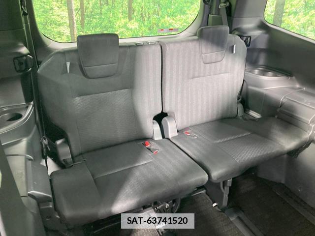 Toyota VOXY 2024-07 7960251-9