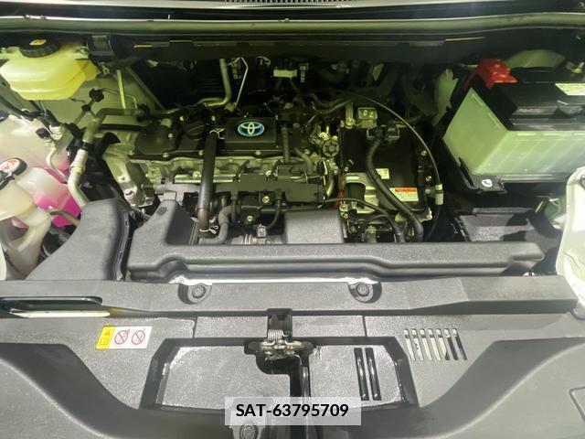 Toyota VOXY 2024-01 7960575-18